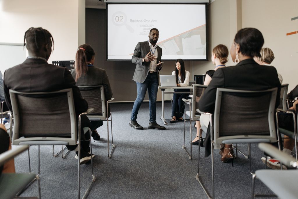 Manager-led coaching vs formal training